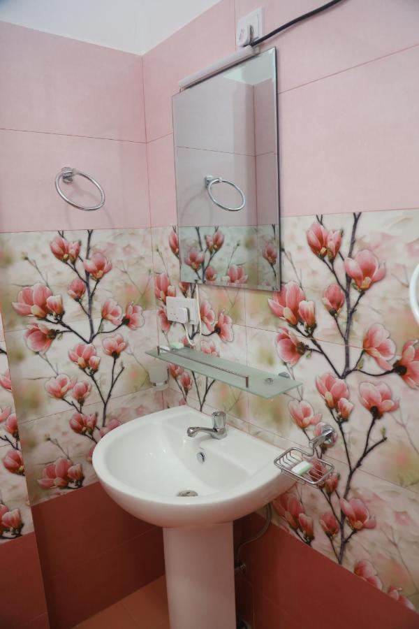 Forest View Home Stay أنرادابورام المظهر الخارجي الصورة